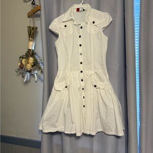 Elegant White Cotton Button-Up Dress